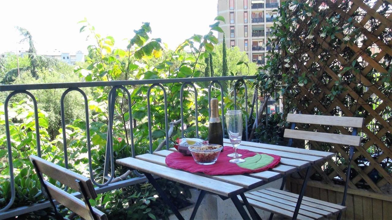 A Casa Di Enza Apartment Рим Екстериор снимка