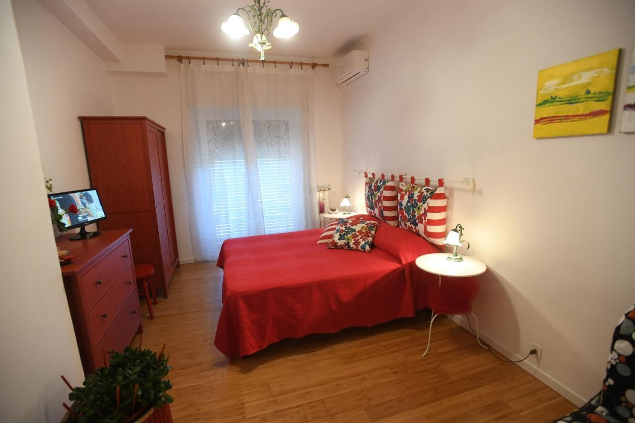A Casa Di Enza Apartment Рим Екстериор снимка